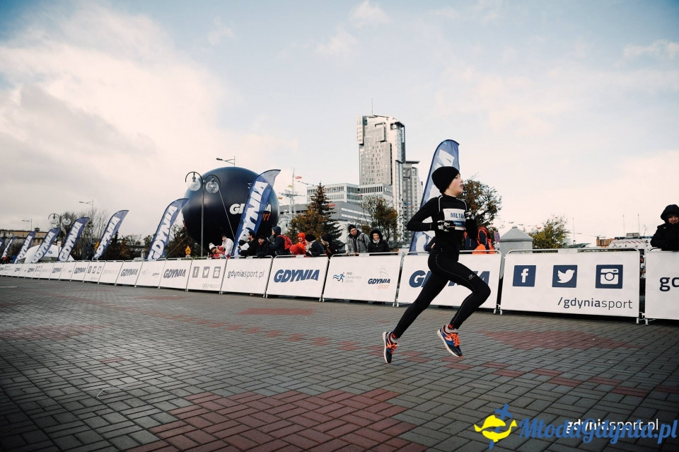 Starty młodzieżowe - Bieg Niepodległości z PKO Bankiem Polskim 2017 (II)