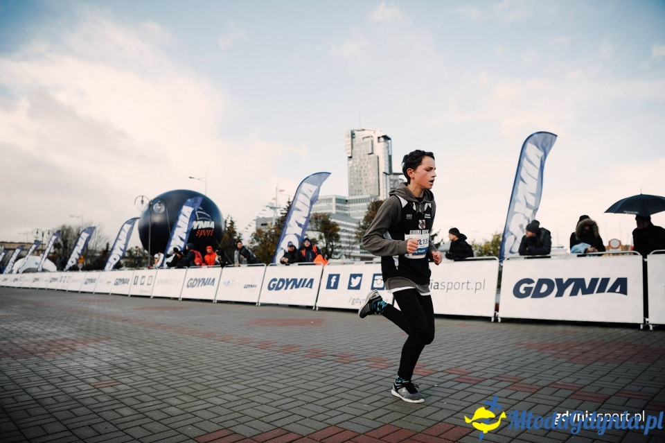 Starty młodzieżowe - Bieg Niepodległości z PKO Bankiem Polskim 2017 (II)