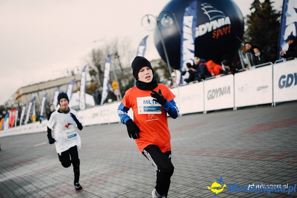 Starty młodzieżowe - Bieg Niepodległości z PKO Bankiem Polskim 2017 (II)