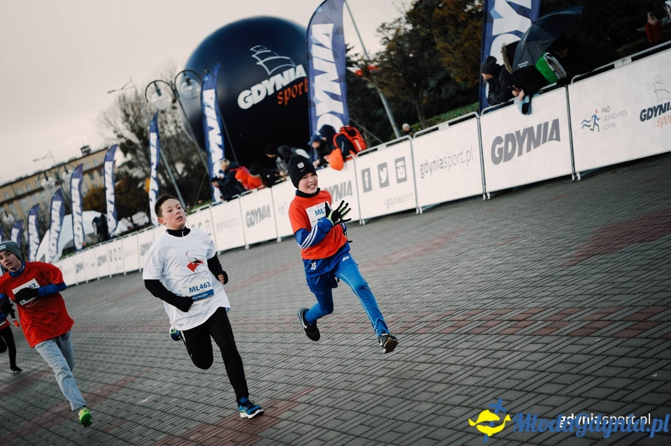 Starty młodzieżowe - Bieg Niepodległości z PKO Bankiem Polskim 2017 (II)