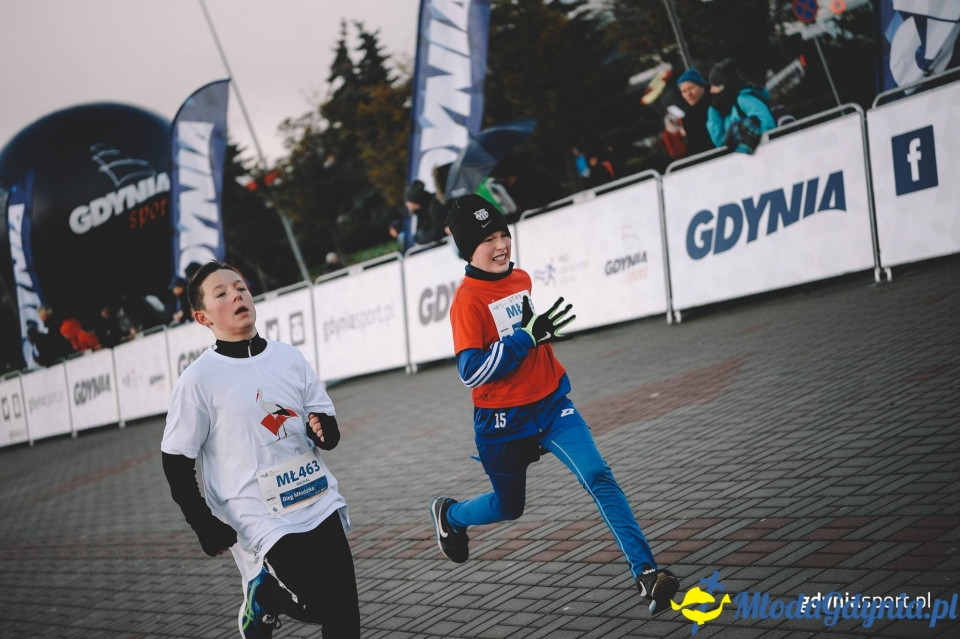 Starty młodzieżowe - Bieg Niepodległości z PKO Bankiem Polskim 2017 (II)