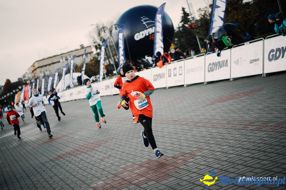 Starty młodzieżowe - Bieg Niepodległości z PKO Bankiem Polskim 2017 (II)