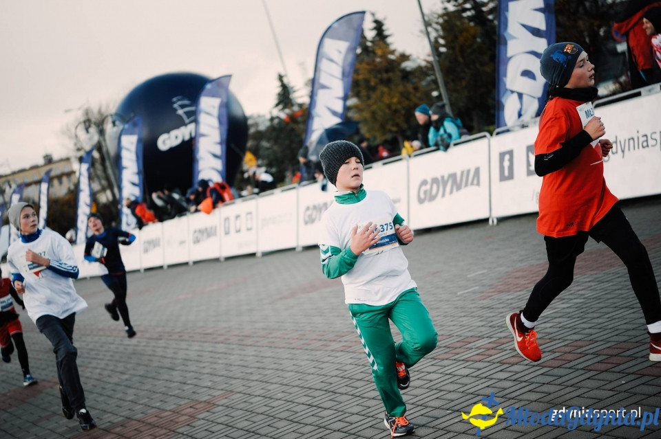 Starty młodzieżowe - Bieg Niepodległości z PKO Bankiem Polskim 2017 (II)