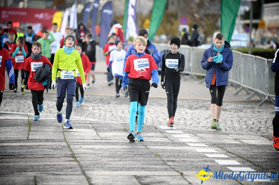 Starty młodzieżowe - Bieg Niepodległości z PKO Bankiem Polskim 2017 (II)