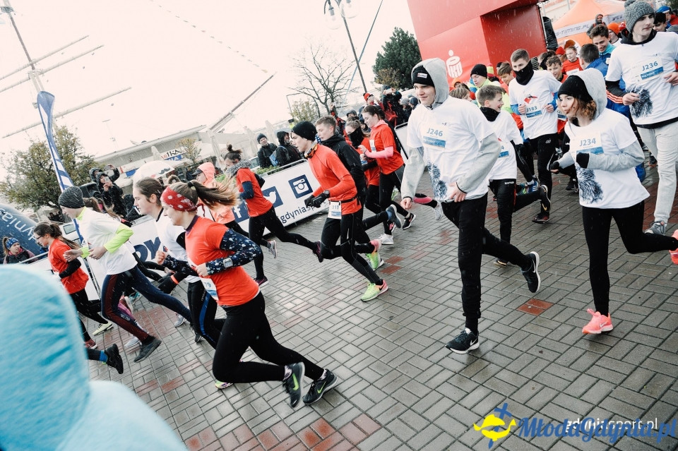 Starty młodzieżowe - Bieg Niepodległości z PKO Bankiem Polskim 2017 (II)