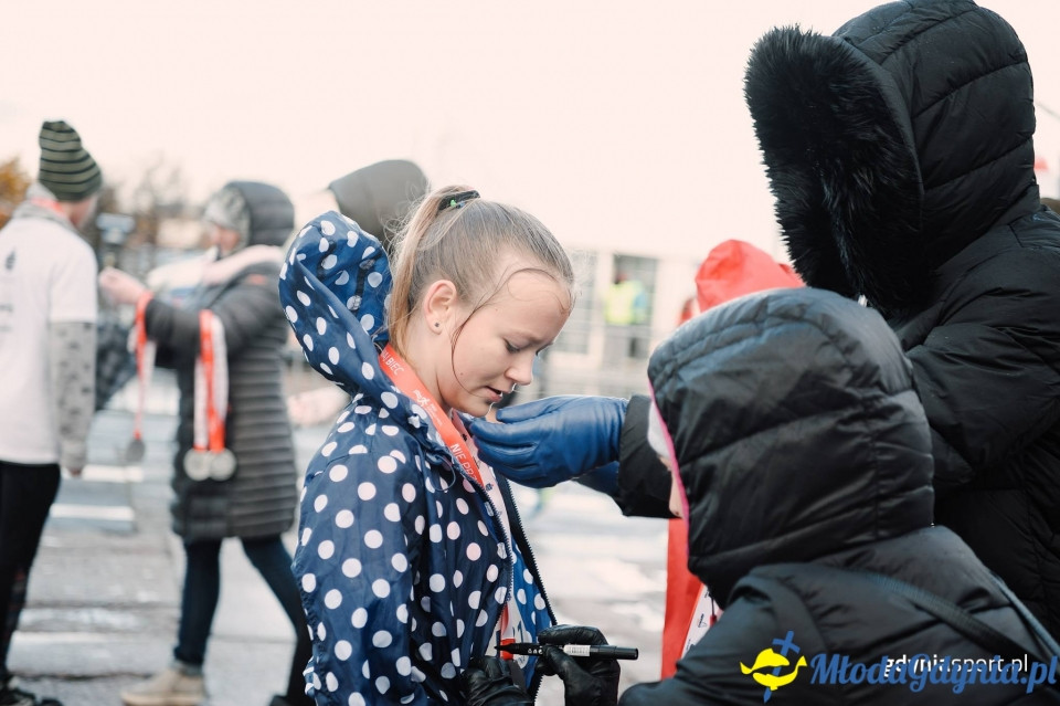 Starty młodzieżowe - Bieg Niepodległości z PKO Bankiem Polskim 2017 (II)