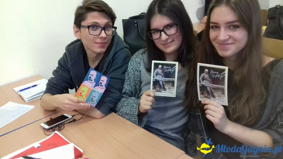 IX LO przygotowuje się do Dnia Niepodległości 2017