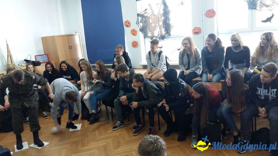 G 10 - Halloweenowe wesołe warsztaty klas gimnazjalnych 2017
