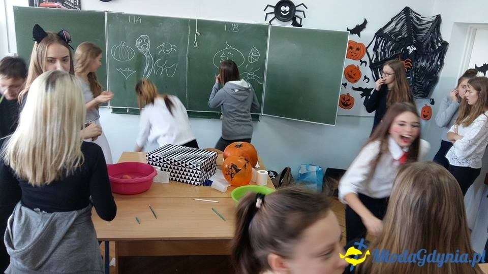 G 10 - Halloweenowe wesołe warsztaty klas gimnazjalnych 2017