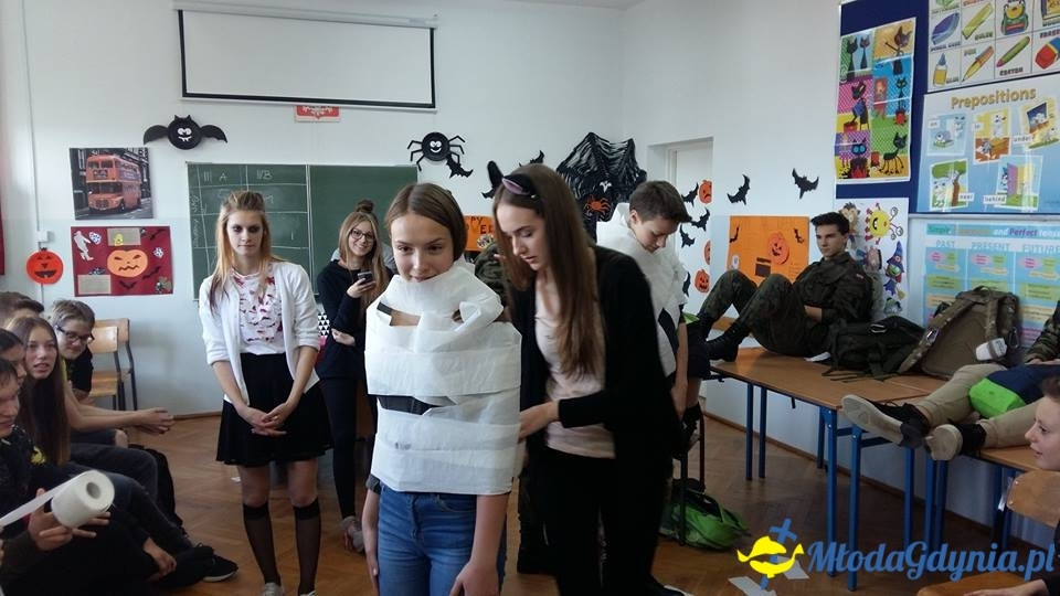 G 10 - Halloweenowe wesołe warsztaty klas gimnazjalnych 2017