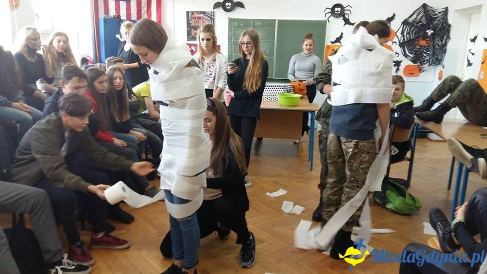 G 10 - Halloweenowe wesołe warsztaty klas gimnazjalnych 2017