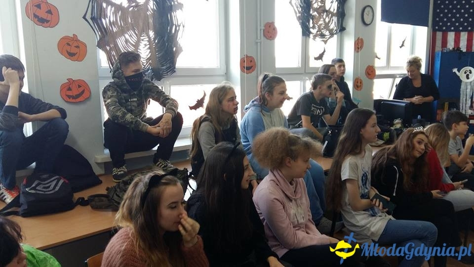 G 10 - Halloweenowe wesołe warsztaty klas gimnazjalnych 2017