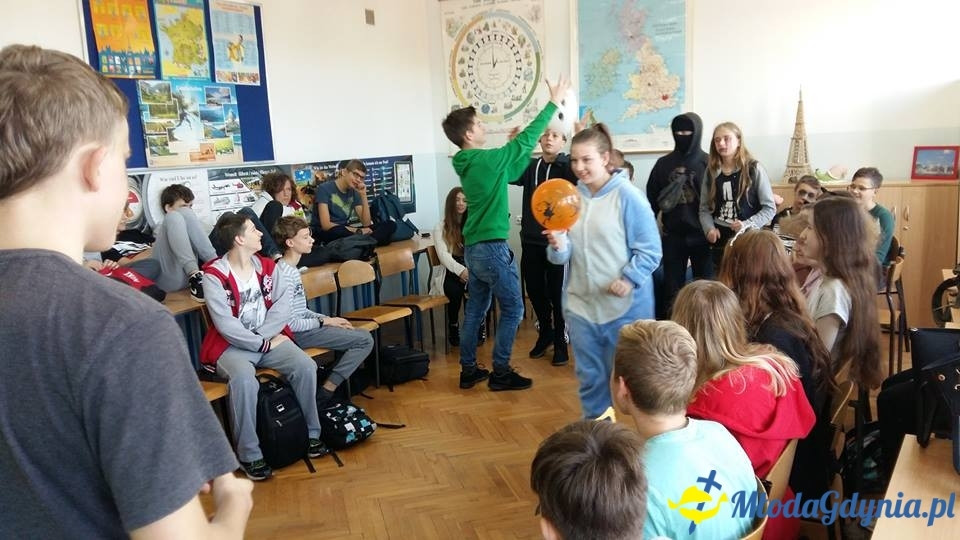 G 10 - Halloweenowe wesołe warsztaty klas gimnazjalnych 2017