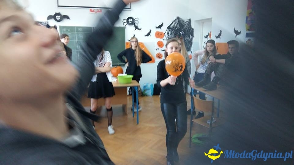 G 10 - Halloweenowe wesołe warsztaty klas gimnazjalnych 2017