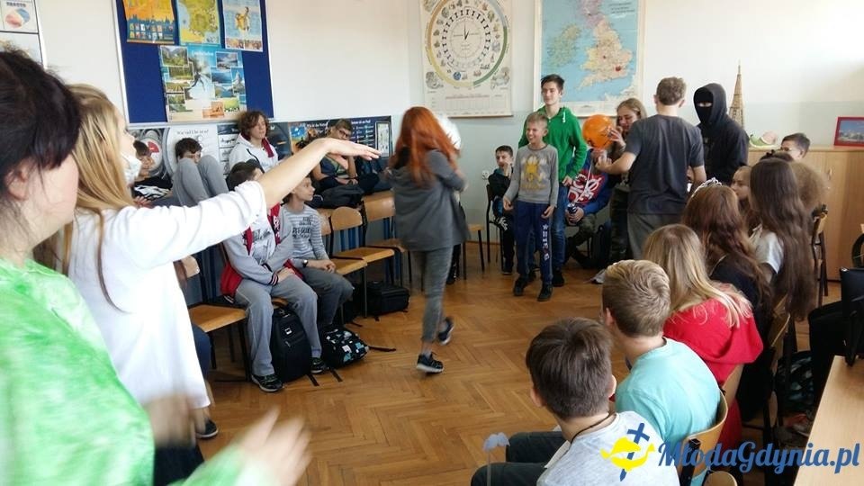 G 10 - Halloweenowe wesołe warsztaty klas gimnazjalnych 2017