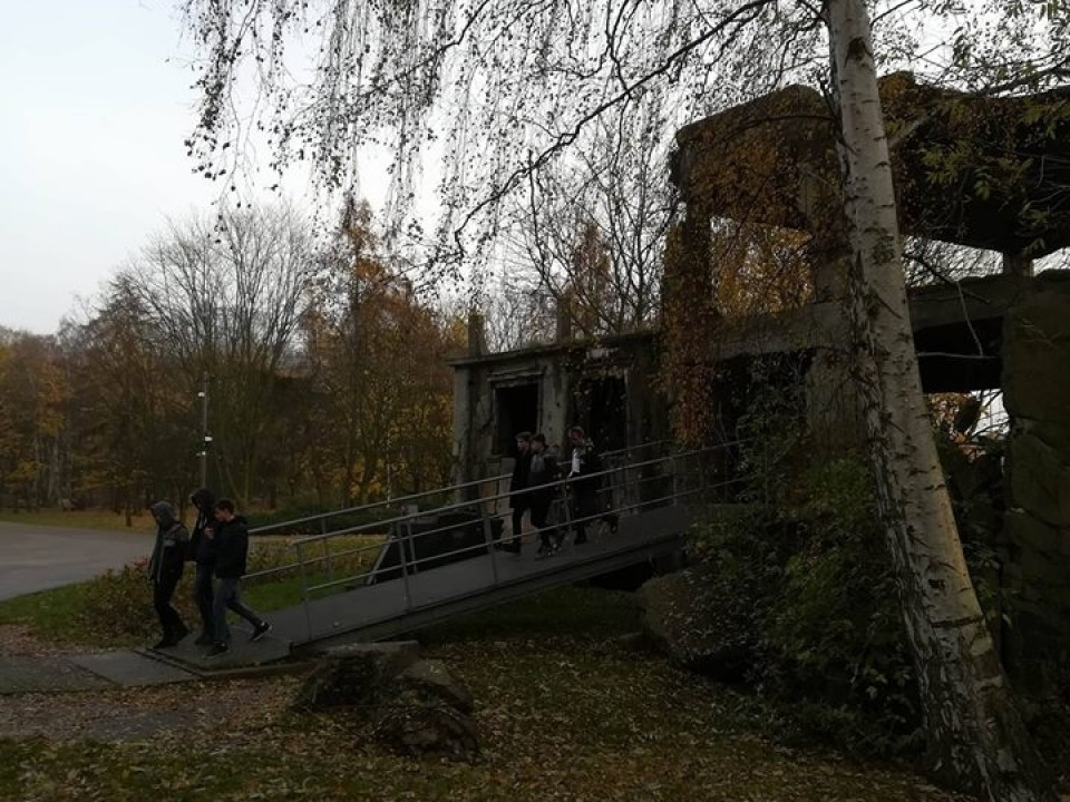 SP 44 - G 17 -  III B i III E - wycieczka do obozu koncentracyjnego Stutthof oraz na Westerplatte