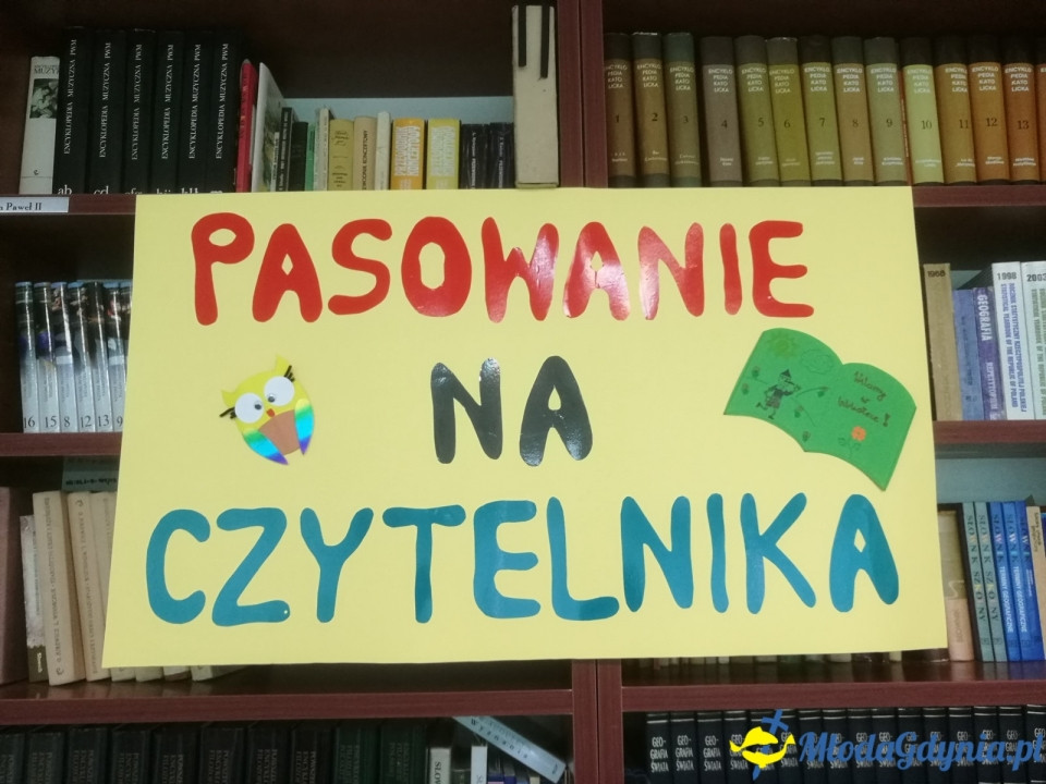 ZSJ - Klasa Ia - pasowanie na czytelnika 10.11.2017