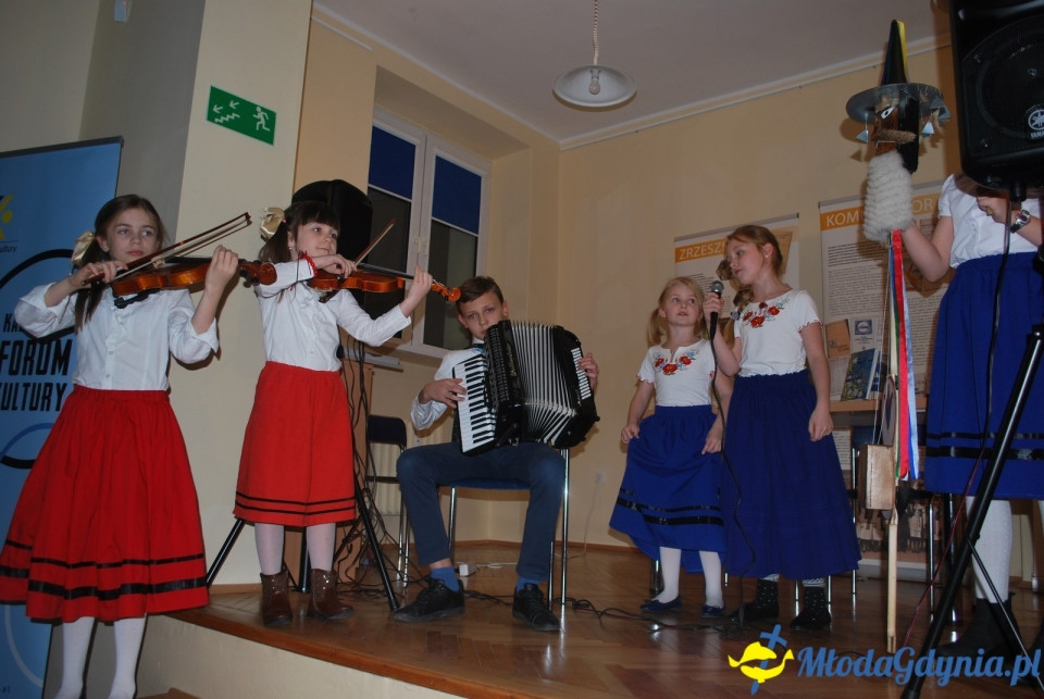 Wieczór poezji - Sonety Kaszubskie w KFK z udziałem uczniów Szkoły Muzycznej i SP 6