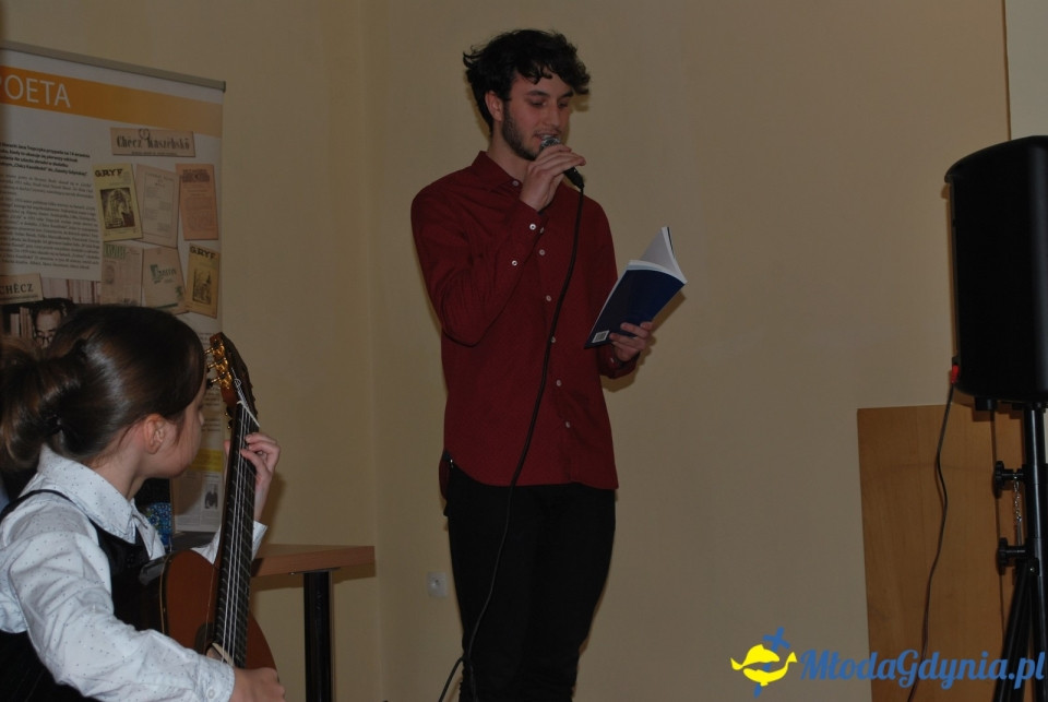 Wieczór poezji - Sonety Kaszubskie w KFK z udziałem uczniów Szkoły Muzycznej i SP 6