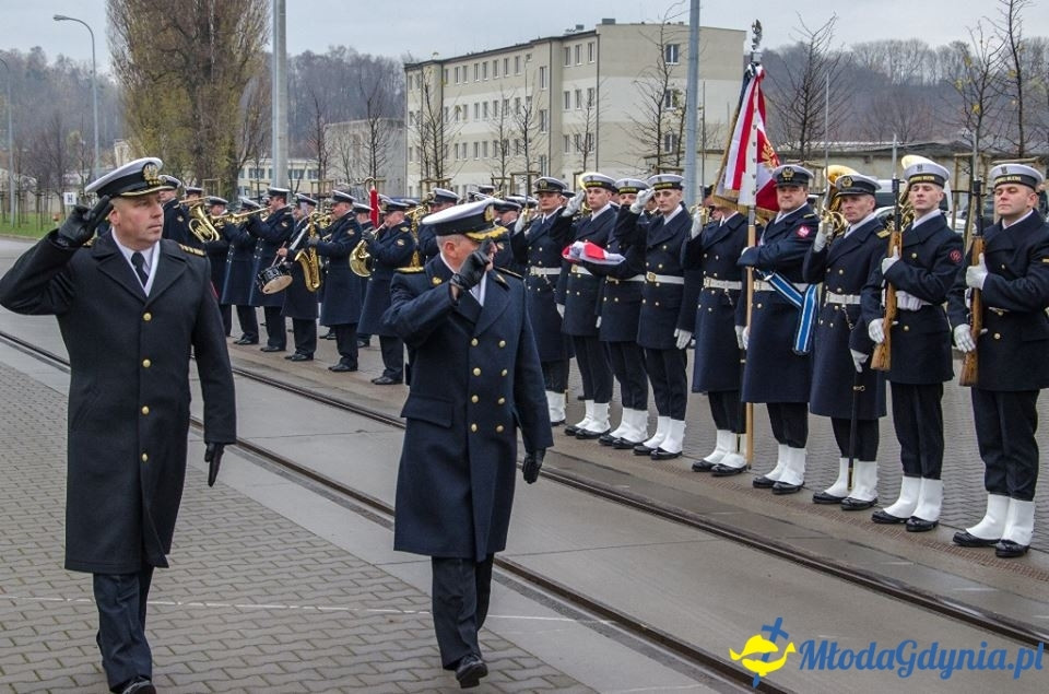 35. rocznica podniesienia bandery na okrętach Dywizjonu Zabezpieczenia Hydrograficznego