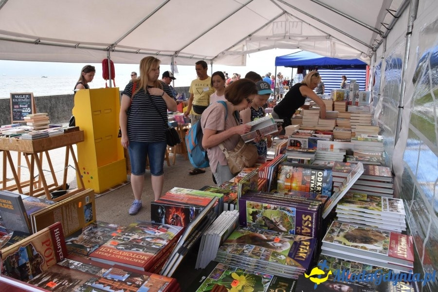 7 Nadmorski Plener Czytelniczy