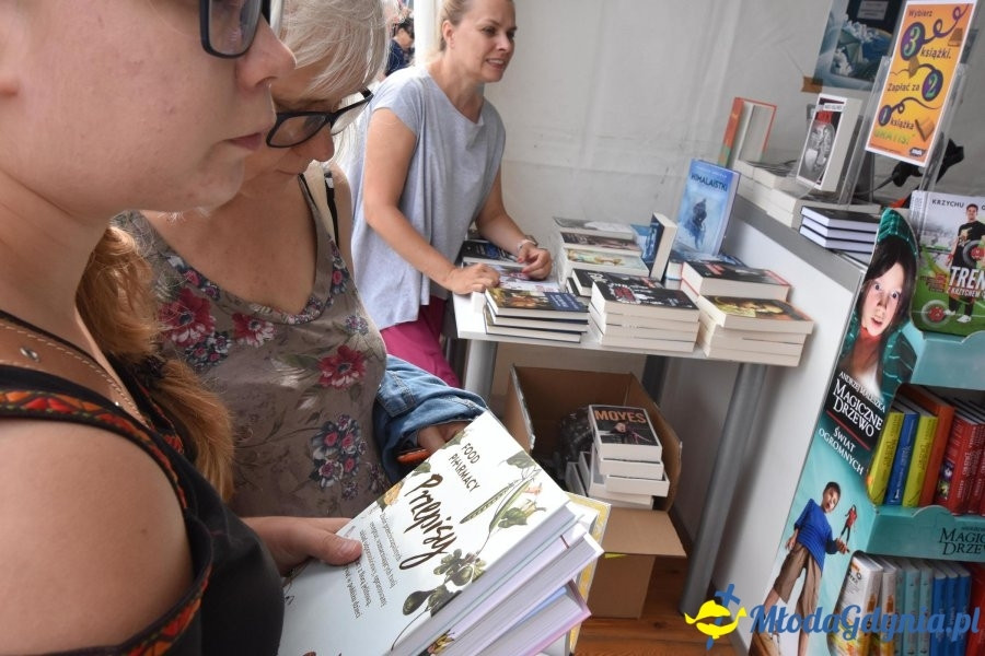 7 Nadmorski Plener Czytelniczy