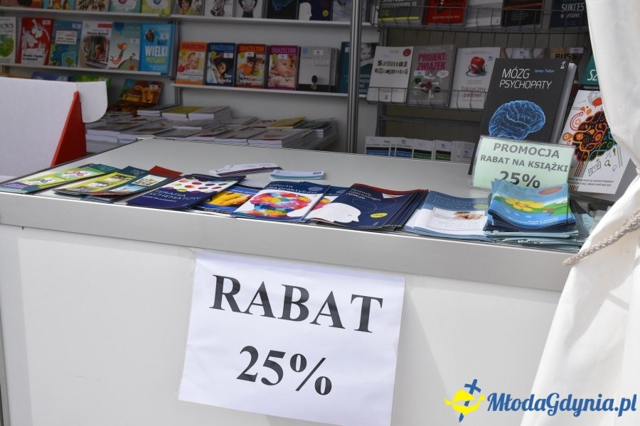 7 Nadmorski Plener Czytelniczy