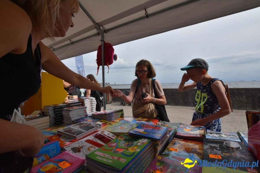 7 Nadmorski Plener Czytelniczy