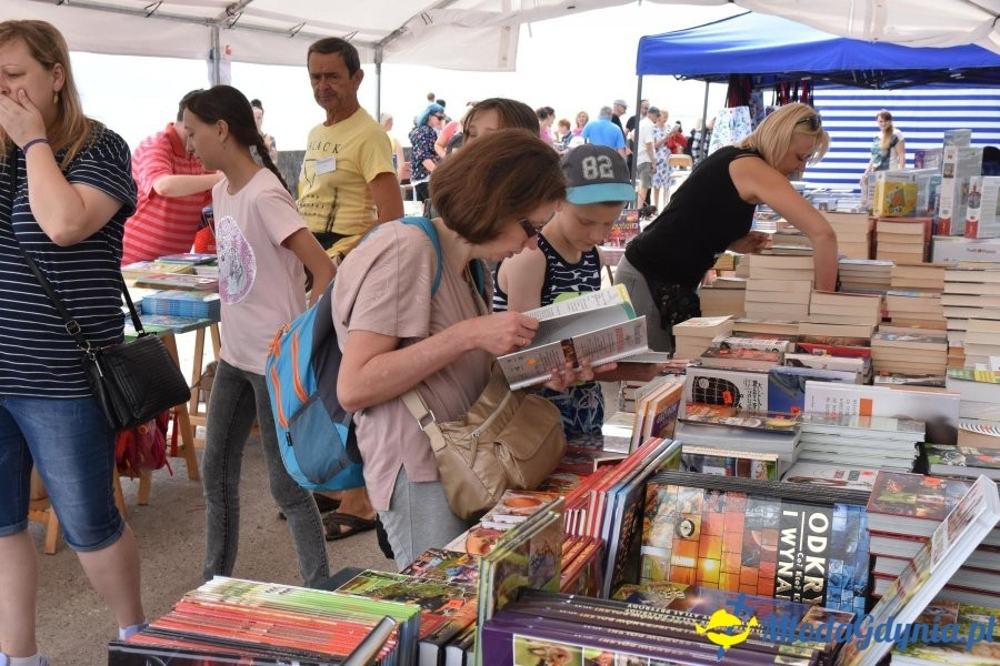 7 Nadmorski Plener Czytelniczy