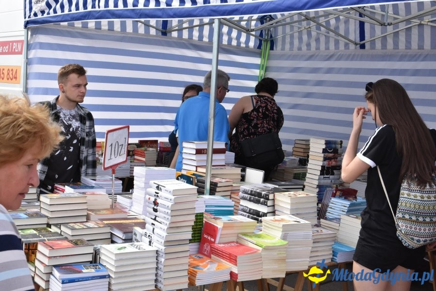 7 Nadmorski Plener Czytelniczy