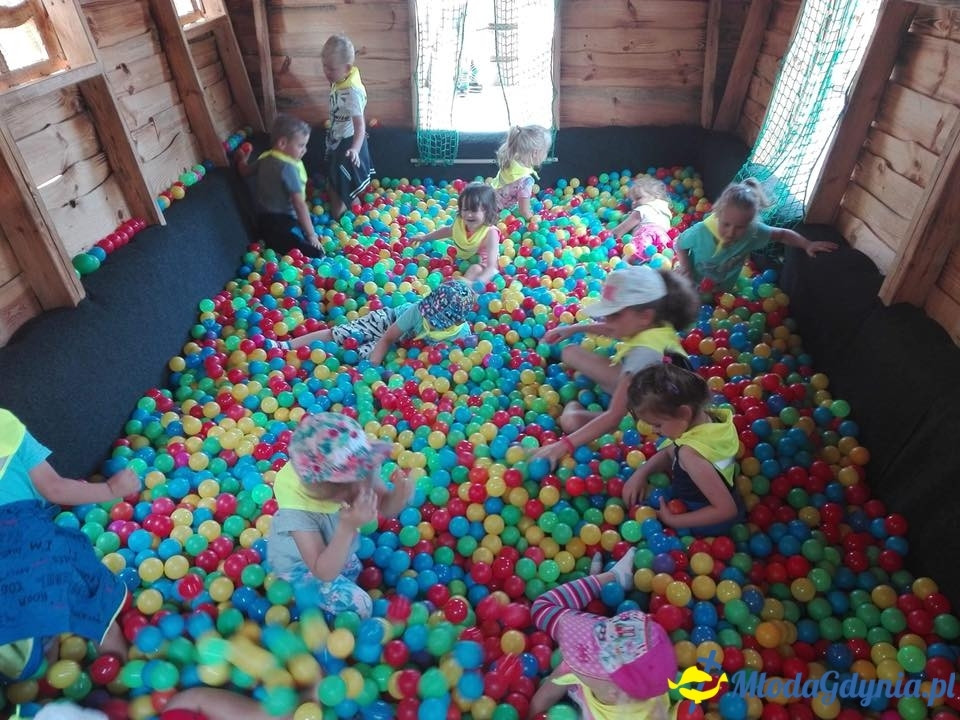 SP 43 - Morskie Zuchy były na wycieczce w Parku Ewolucji Sławutówko