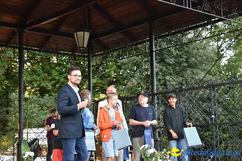 Rodzinny piknik z okazji 98 rocznicy Cudu nad Wisłą i 100 lat niepodległości  w Rumi