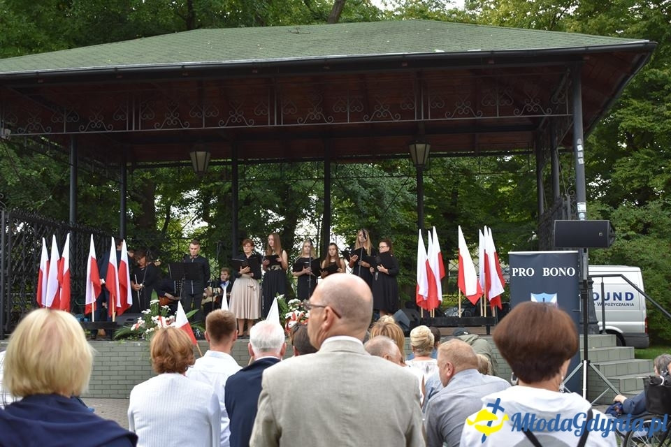 Rodzinny piknik z okazji 98 rocznicy Cudu nad Wisłą i 100 lat niepodległości  w Rumi
