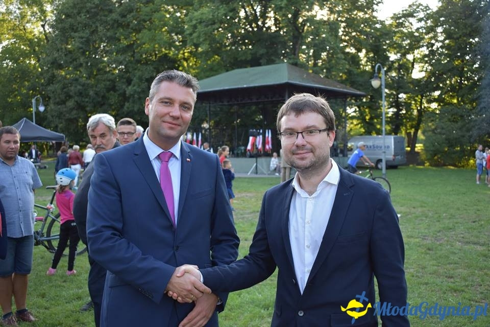 Rodzinny piknik z okazji 98 rocznicy Cudu nad Wisłą i 100 lat niepodległości  w Rumi