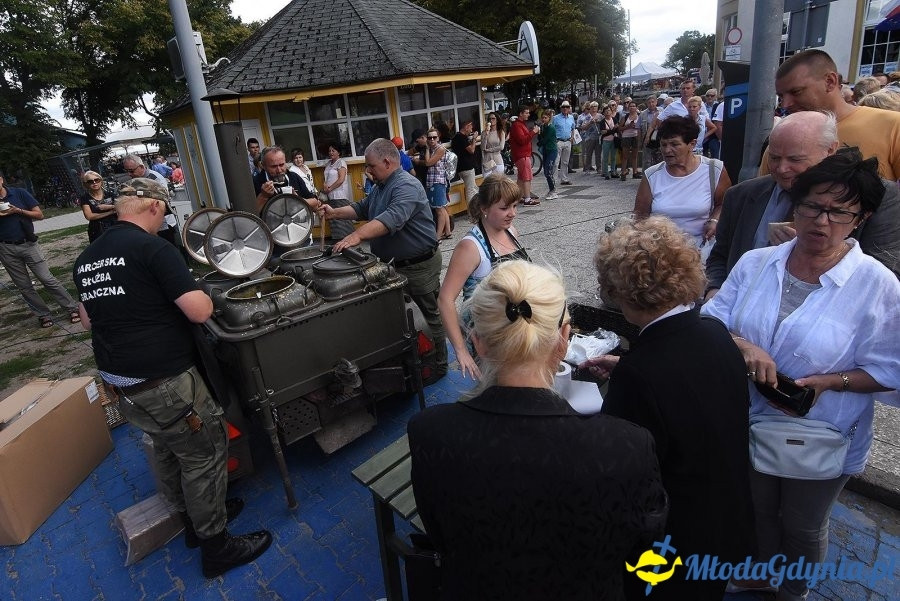 Świąteczny festyn z żołnierską grochówką - Święto Wojska Polskiego 2018