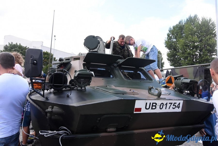 Świąteczny festyn z żołnierską grochówką - Święto Wojska Polskiego 2018