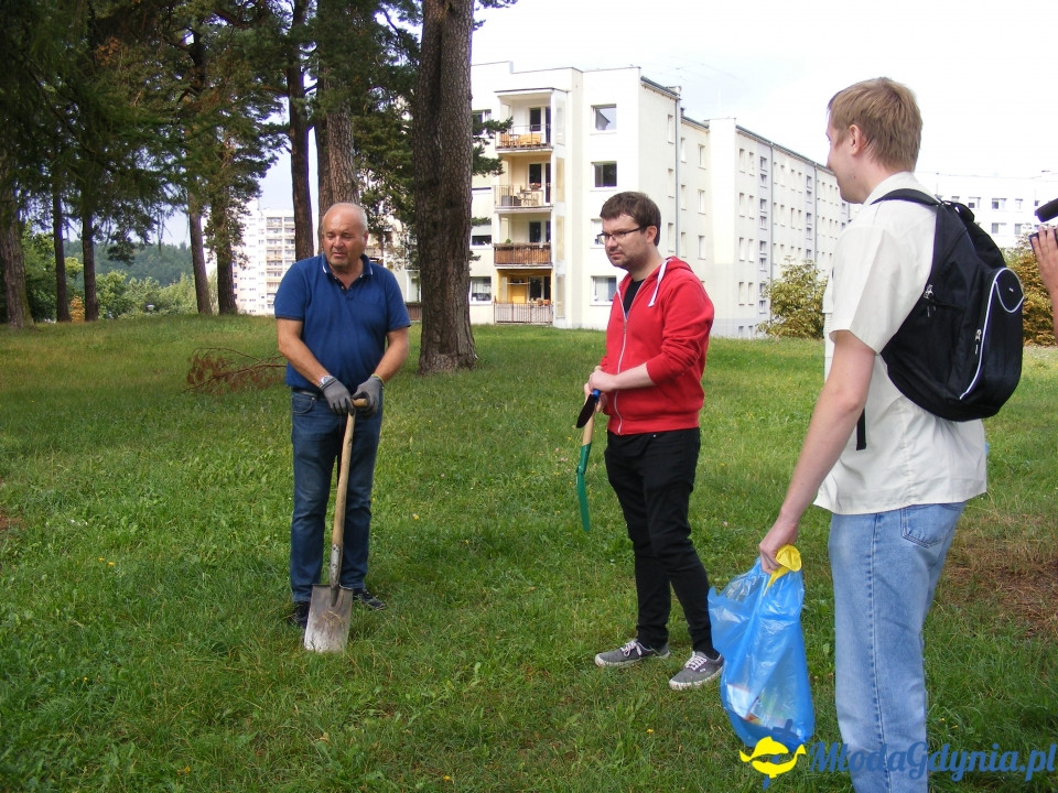 Wzgórze Choleryków - porzadkowanie i zasadzenie symbolicznego drzewka 18.08.2018
