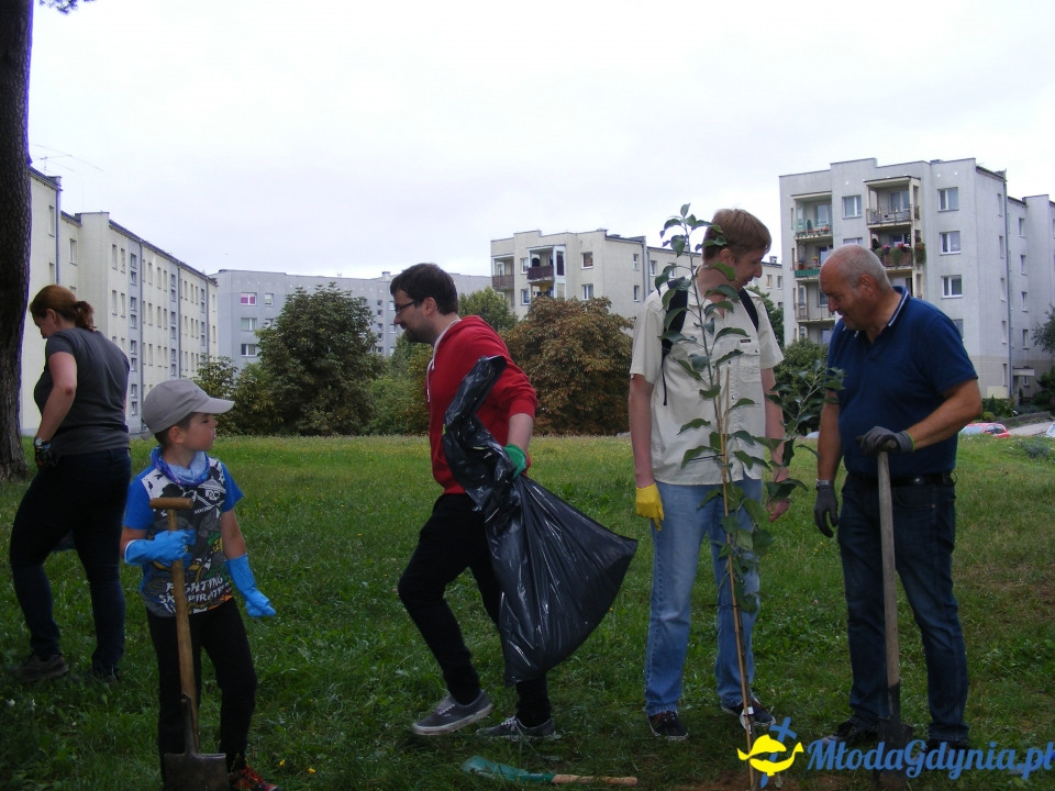 Wzgórze Choleryków - porzadkowanie i zasadzenie symbolicznego drzewka 18.08.2018