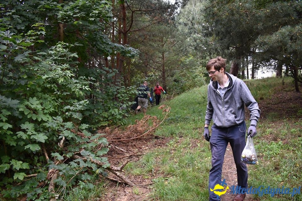 Wzgórze Choleryków - porzadkowanie i zasadzenie symbolicznego drzewka 18.08.2018