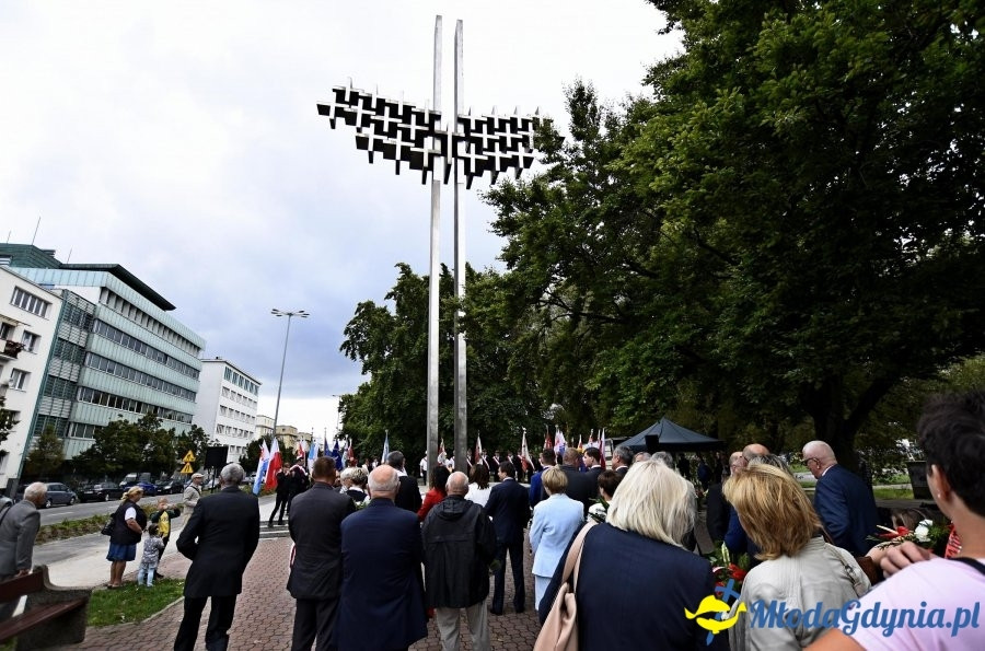 Pomnik Ofiar Grudnia 70 i Sala BHP 31.08.2018