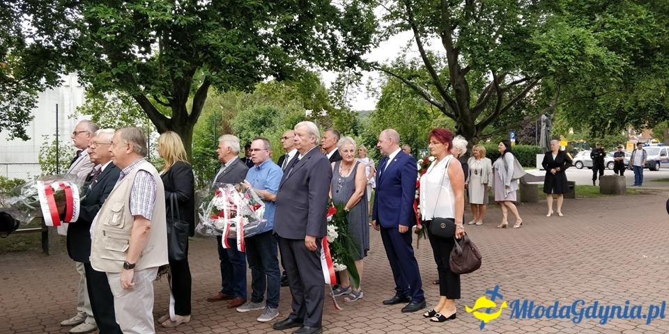 Pomnik Ofiar Grudnia 70 i Sala BHP 31.08.2018