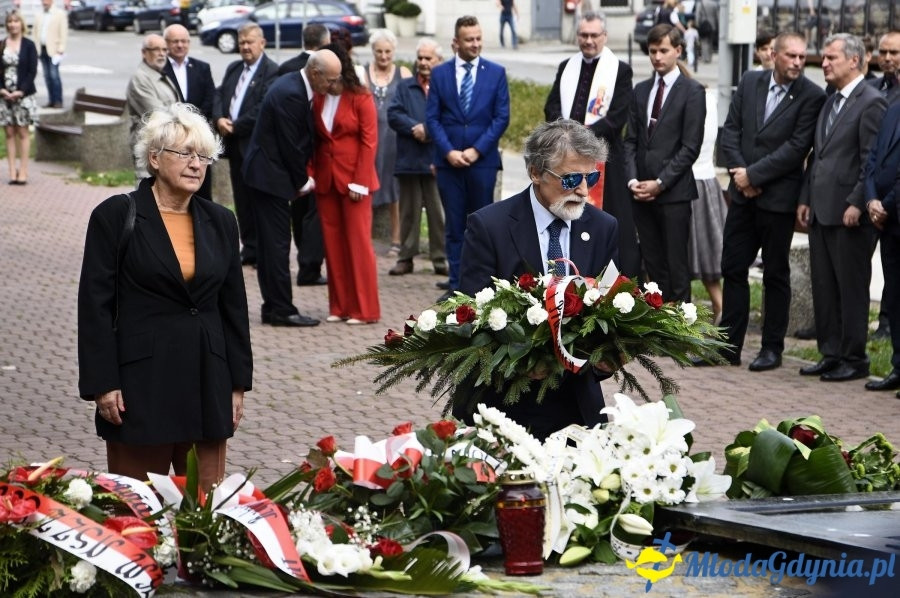 Pomnik Ofiar Grudnia 70 i Sala BHP 31.08.2018