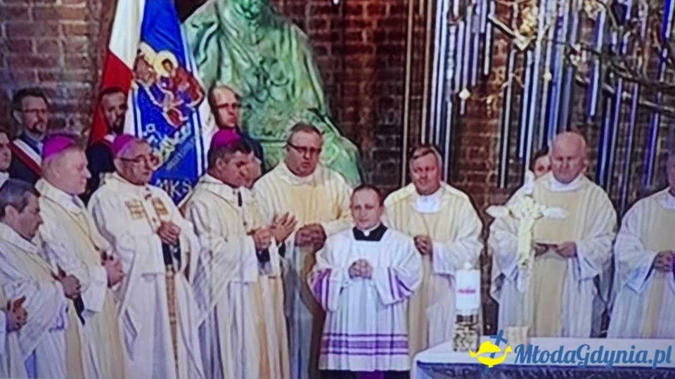 Pomnik Ofiar Grudnia 70 i Sala BHP 31.08.2018