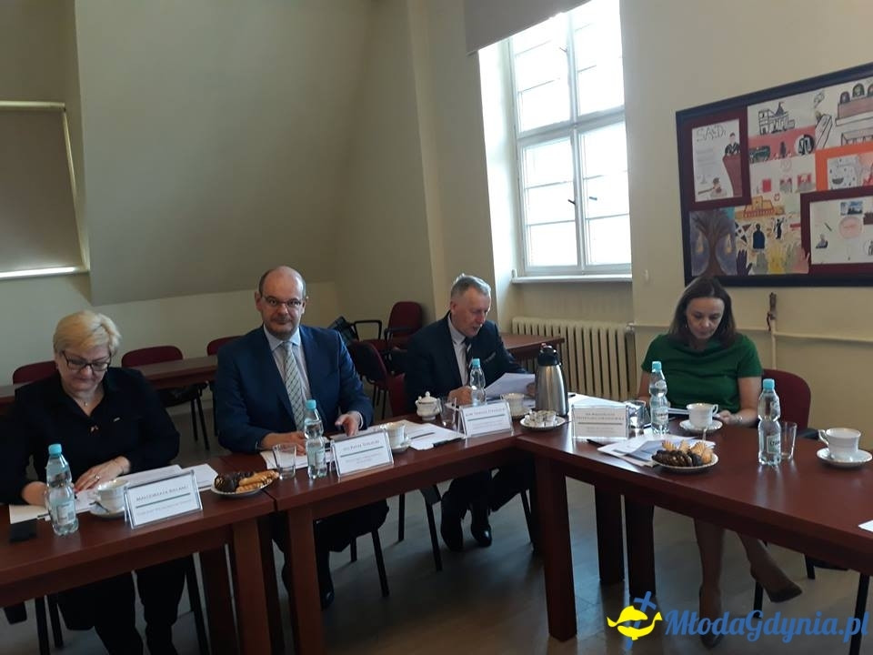 Finał II Pomorskiego Turnieju Wiedzy o Prawie