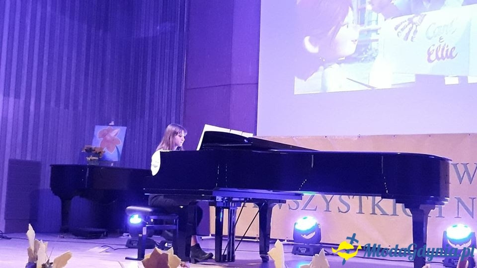 Filmowe granie na pomaganie - koncert w Szkole Muzycznej w ramach Pól Nadziei 2019