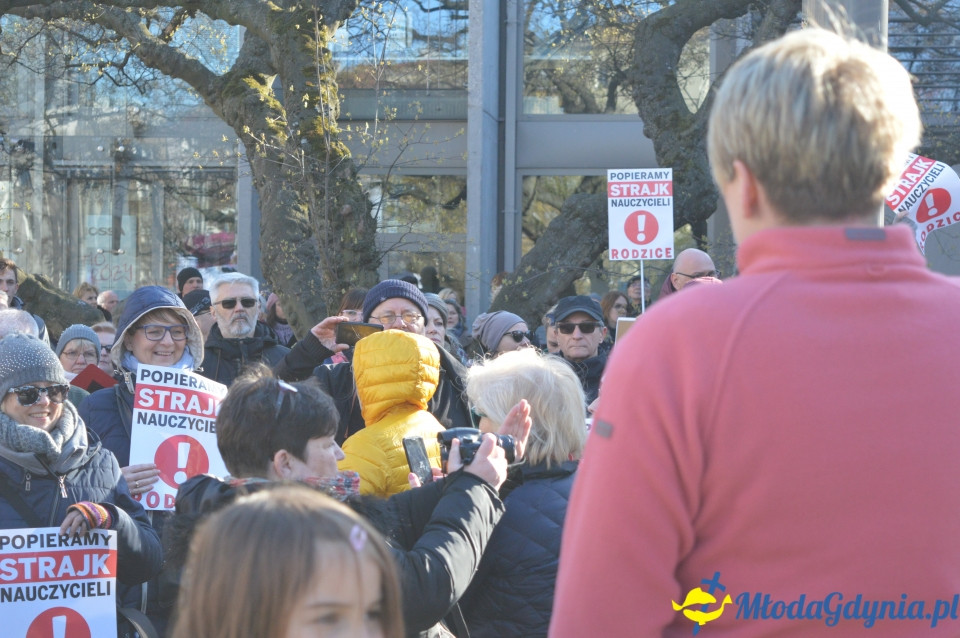 Protest z wykrzyknikiem w Gdyni