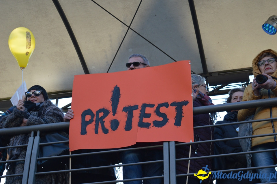 Protest z wykrzyknikiem w Gdyni