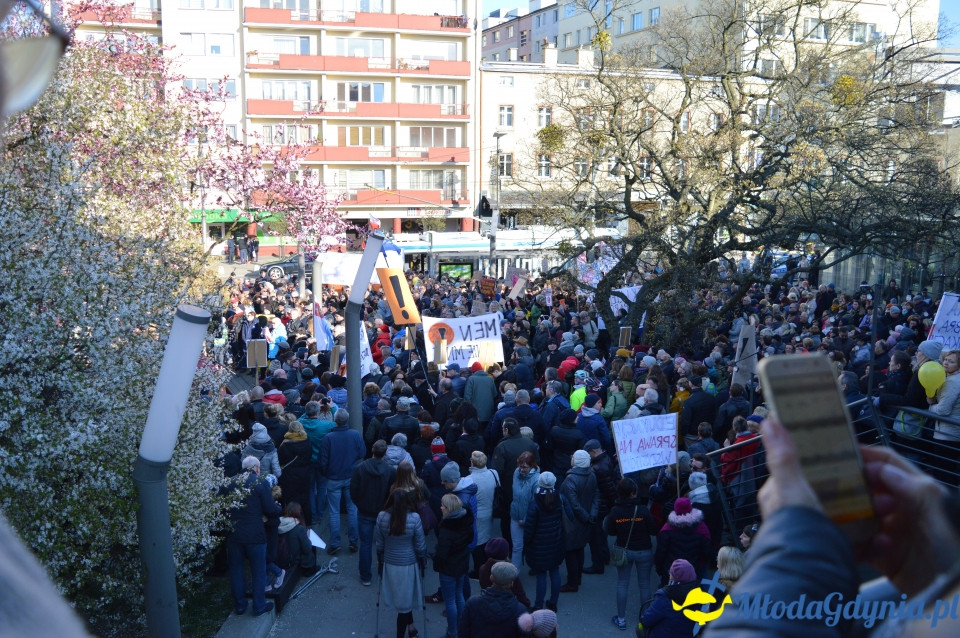Protest z wykrzyknikiem w Gdyni