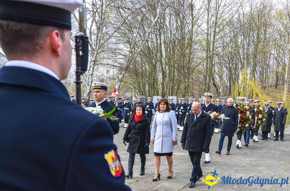 Gdynia uczciła pamięć ofiar zbrodni katyńskiej