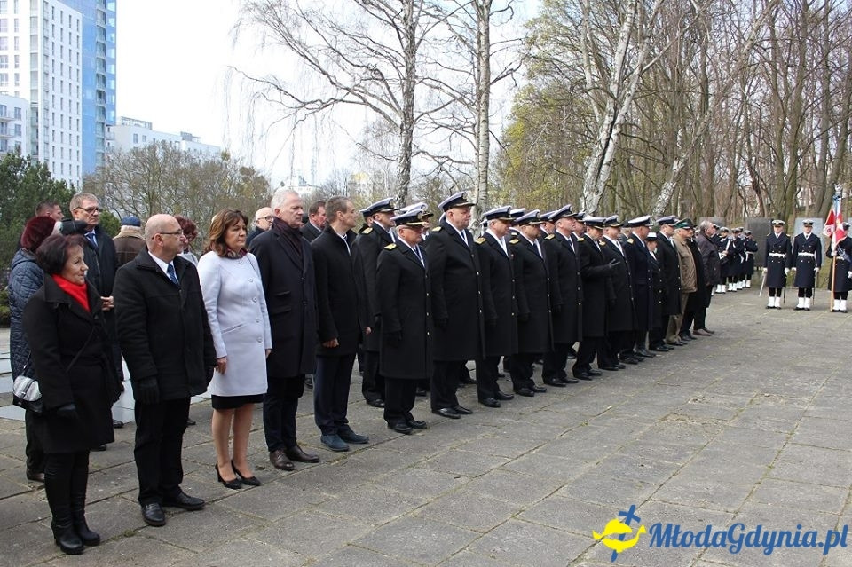 Gdynia uczciła pamięć ofiar zbrodni katyńskiej